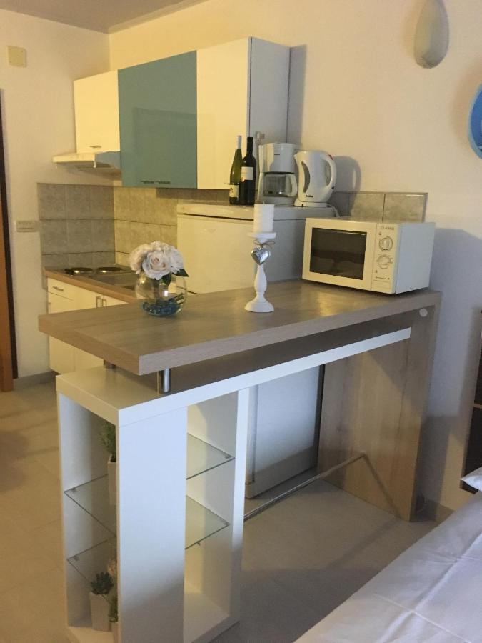 Apartments By The Sea Promajna, Makarska - 2673 Екстер'єр фото